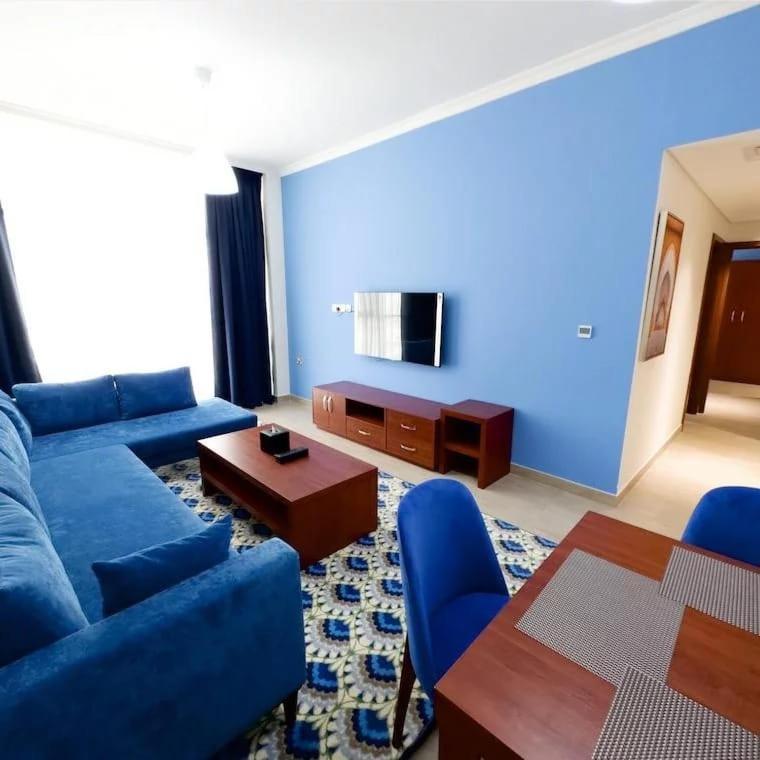 Baniyas Plaza Hotel Apartments Abu Dhabi Exterior photo
