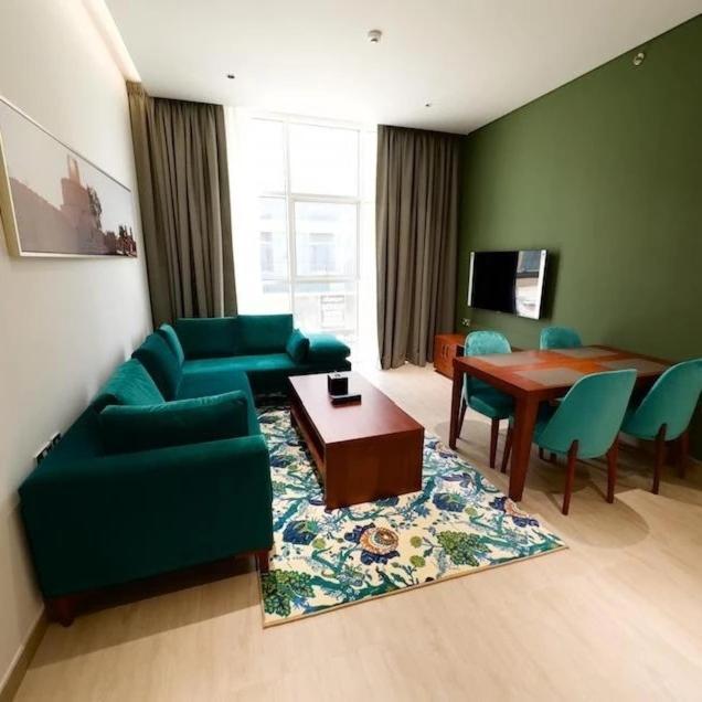 Baniyas Plaza Hotel Apartments Abu Dhabi Exterior photo